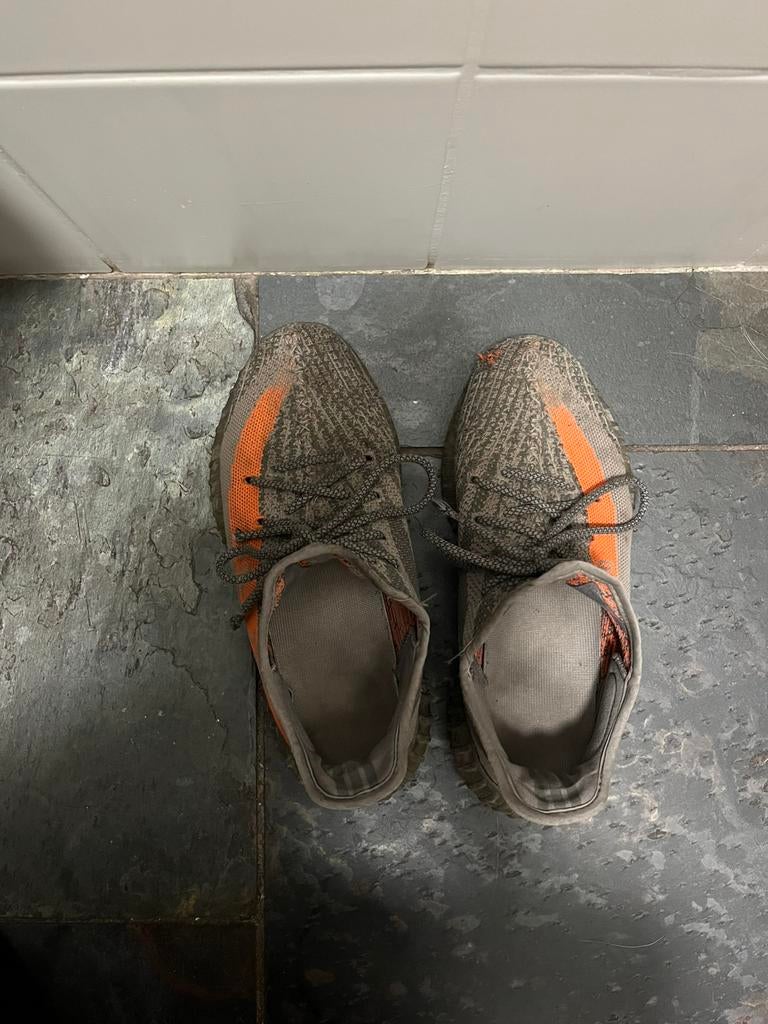 Yeezy’s maat 43, Ophalen of Verzenden, Zo goed als nieuw