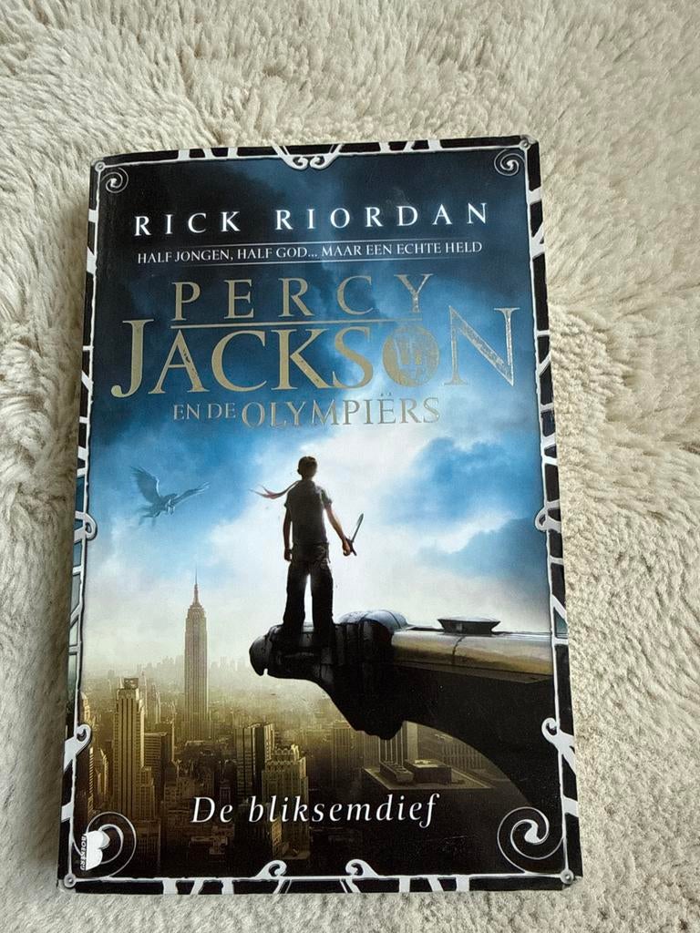 Percy Jackson en de Olympiërs: De bliksemdief - Zo goed als, Boeken, Ophalen of Verzenden, Zo goed als nieuw, Fictie