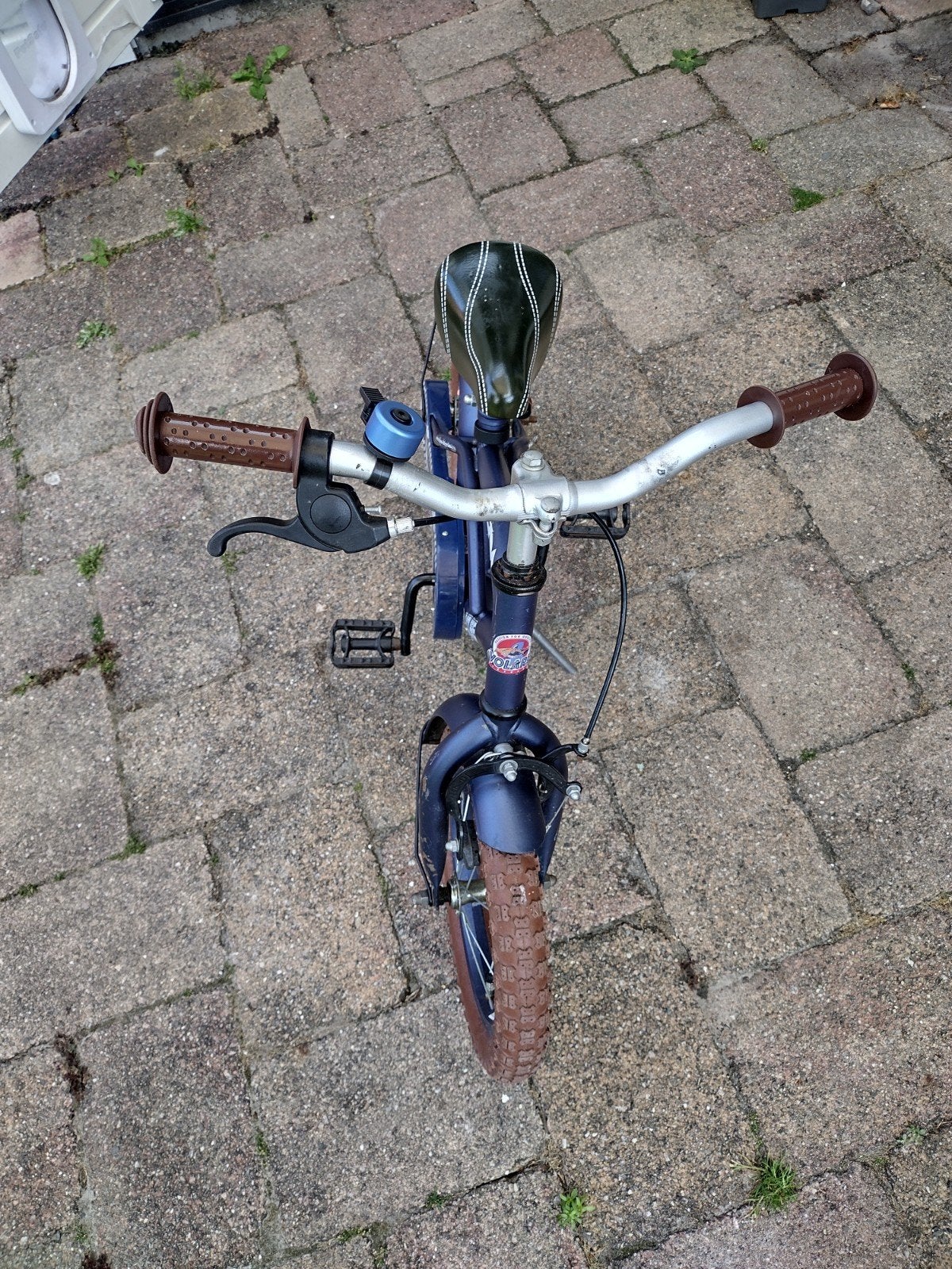 Volare kinderfietsje met terugtraprem en zijwieltjes, Fietsen en Brommers, Fietsen | Kinderfietsjes, Ophalen