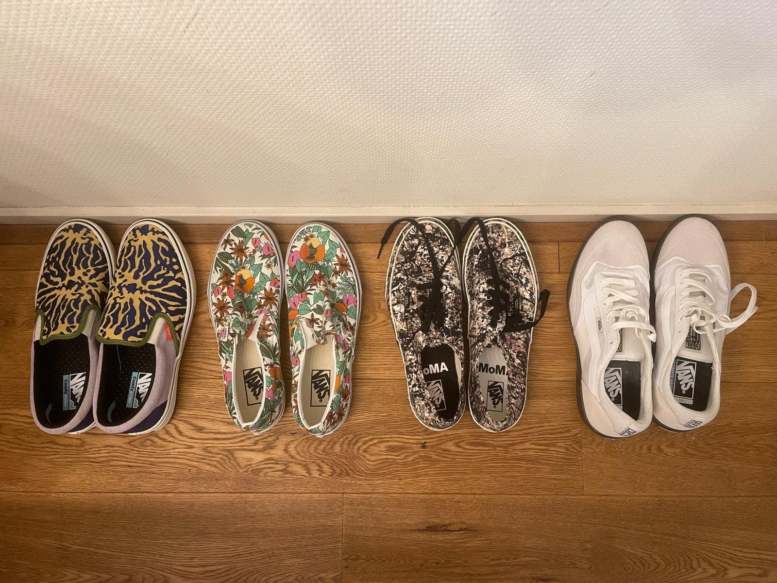 7 paar schoenen maat 42: Vans & Adidas (Jordaan, Amsterdam), Kleding | Heren, Schoenen, Ophalen, Zo goed als nieuw, Sneakers of Gympen