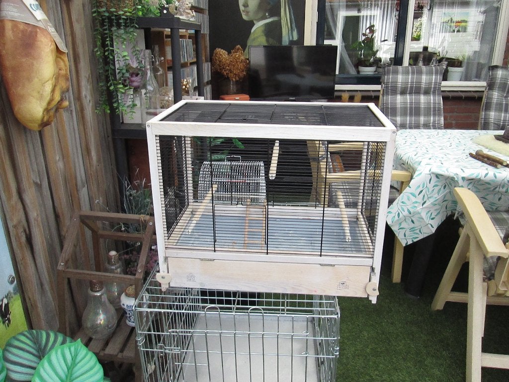 prachtige kooi ferplast  20 euro, Dieren en Toebehoren, Ophalen, Zo goed als nieuw, Hout, Vogelkooi