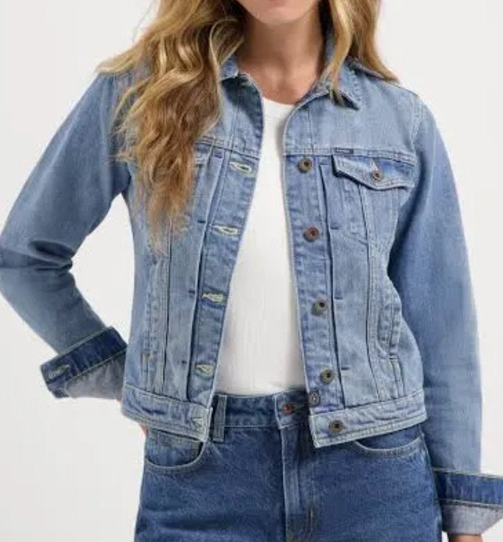 America Today spijkerjack voor dames - Maat M, Maat 38/40 (M), Blauw, Ophalen of Verzenden, America Today