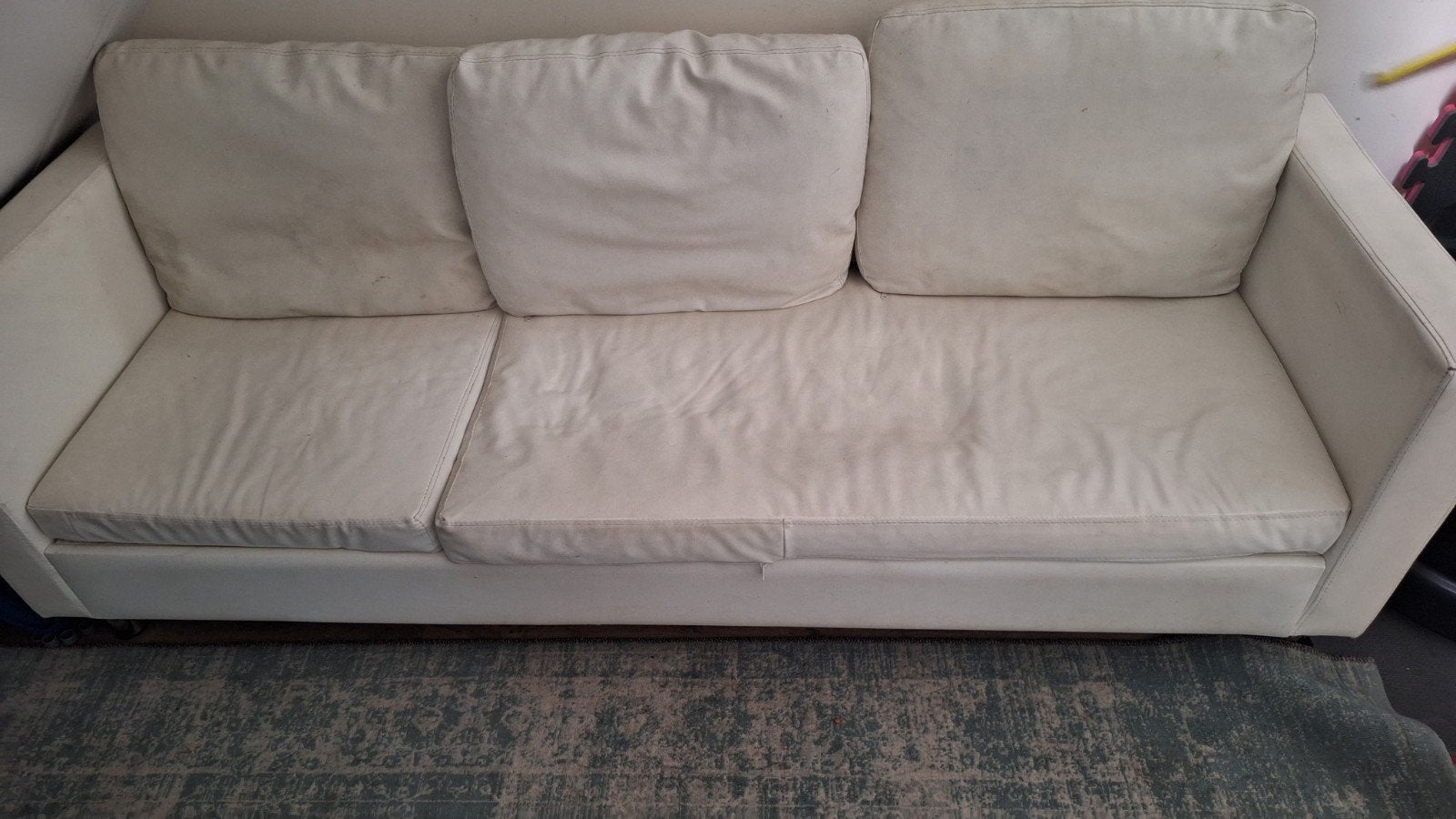 Gratis witte driepersoonsbank, Ophalen, Gebruikt, Driepersoons, 75 tot 100 cm
