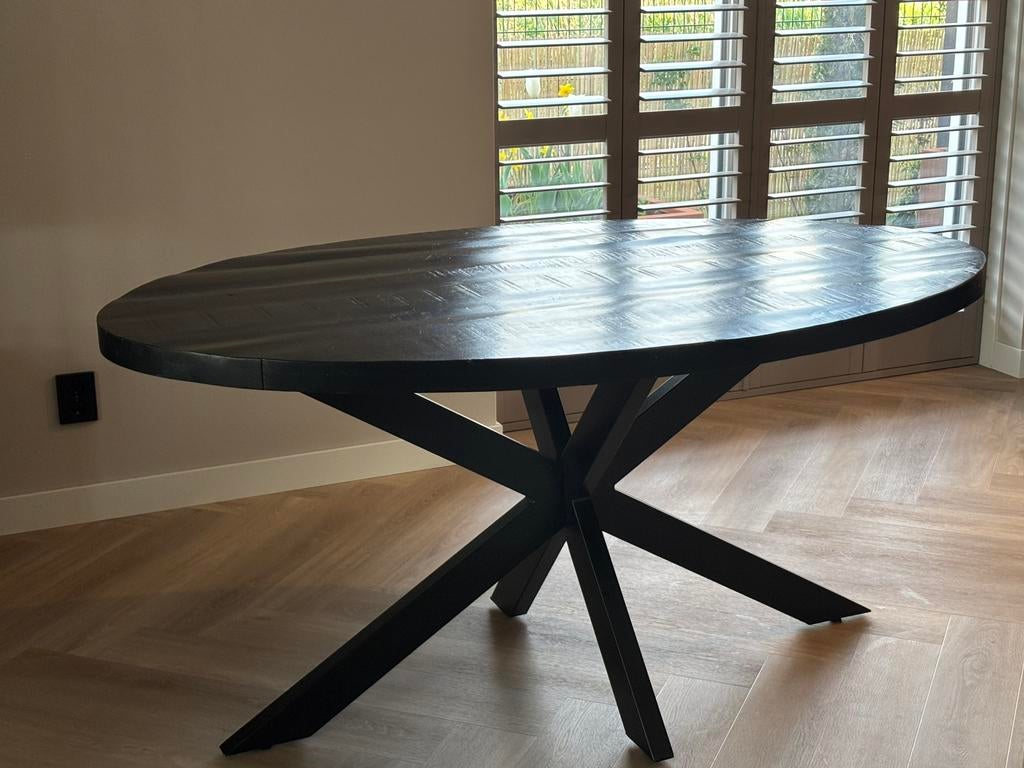 Eettafel ovaal 160cm, Huis en Inrichting, Ophalen, Gebruikt, 100 tot 150 cm, Vijf personen of meer