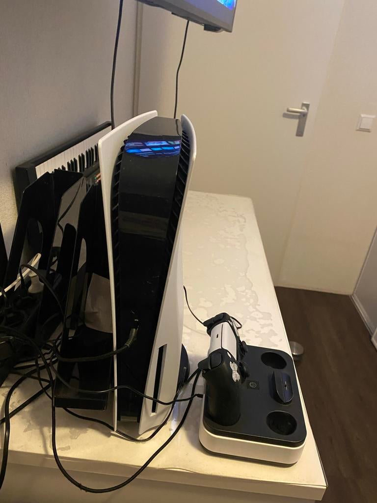 Playstation 5 Disk Edition met controller en houder, Ophalen, Gebruikt, Playstation 5