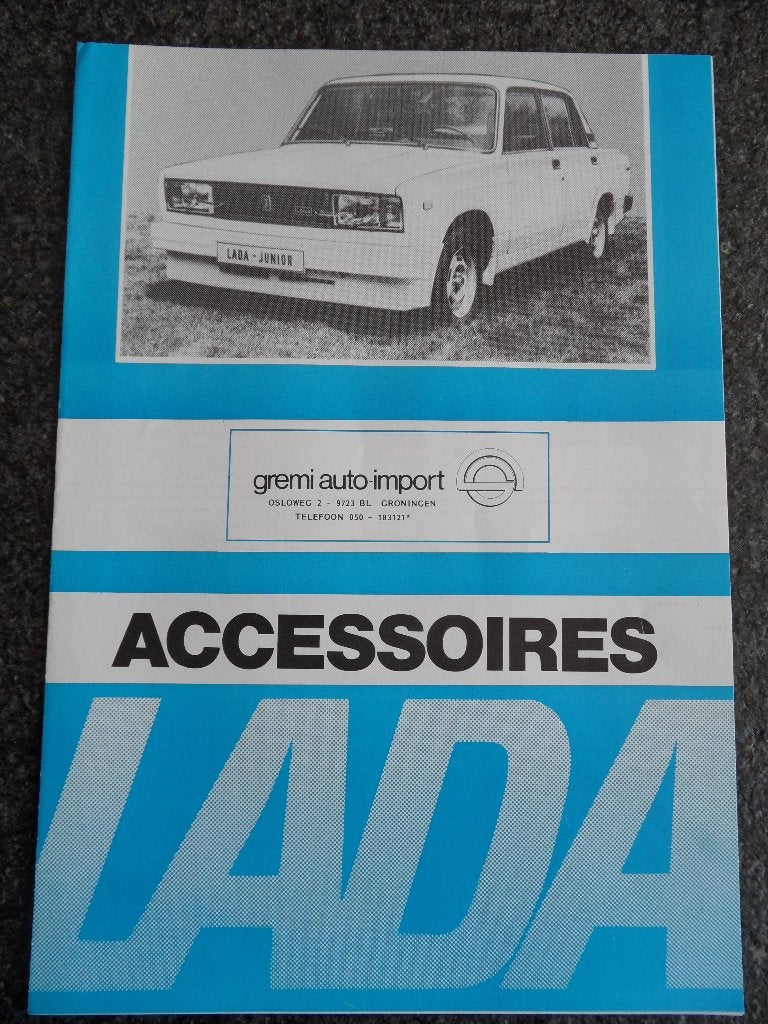 LADA oldtimerauto accessoires folder, Verzenden, Gelezen, Overige merken