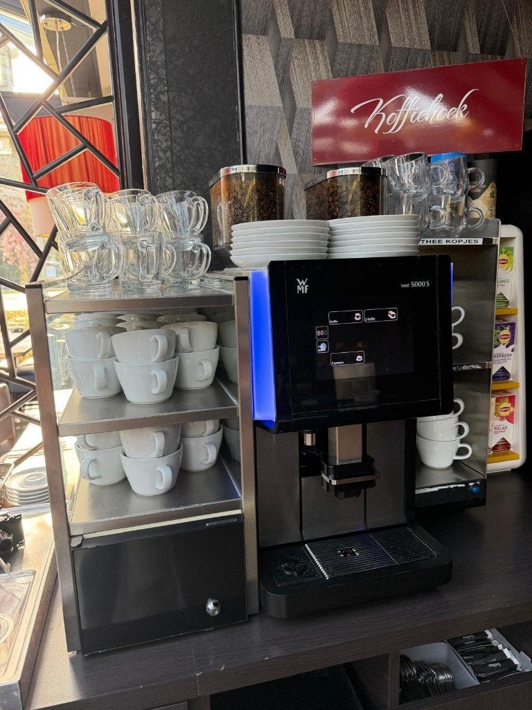WMF 5000 S professionele koffiemachine, krachtstroom, Ophalen, Gebruikt, 10 kopjes of meer, Koffiemachine