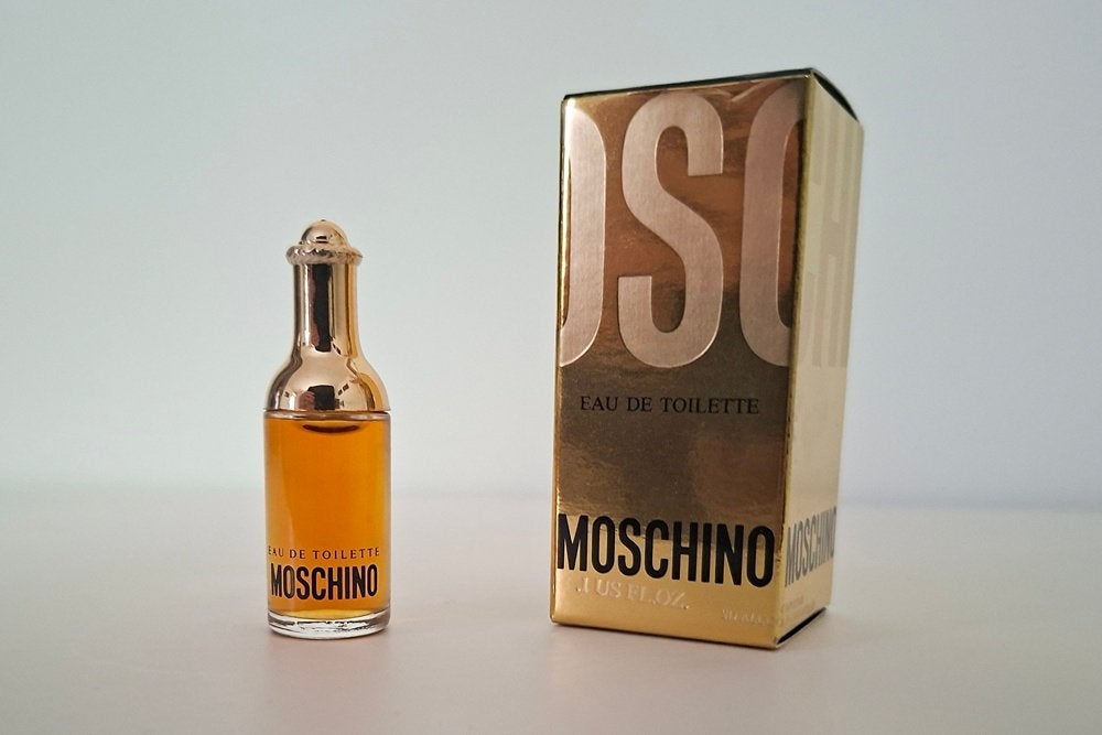Moschino parfum miniatuur Moschino - EDT, Verzamelen, Parfumverzamelingen, Ophalen of Verzenden, Zo goed als nieuw, Miniatuur