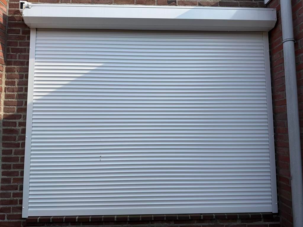 Rolluik wit, Ophalen, Gebruikt, Wit, 150 tot 200 cm