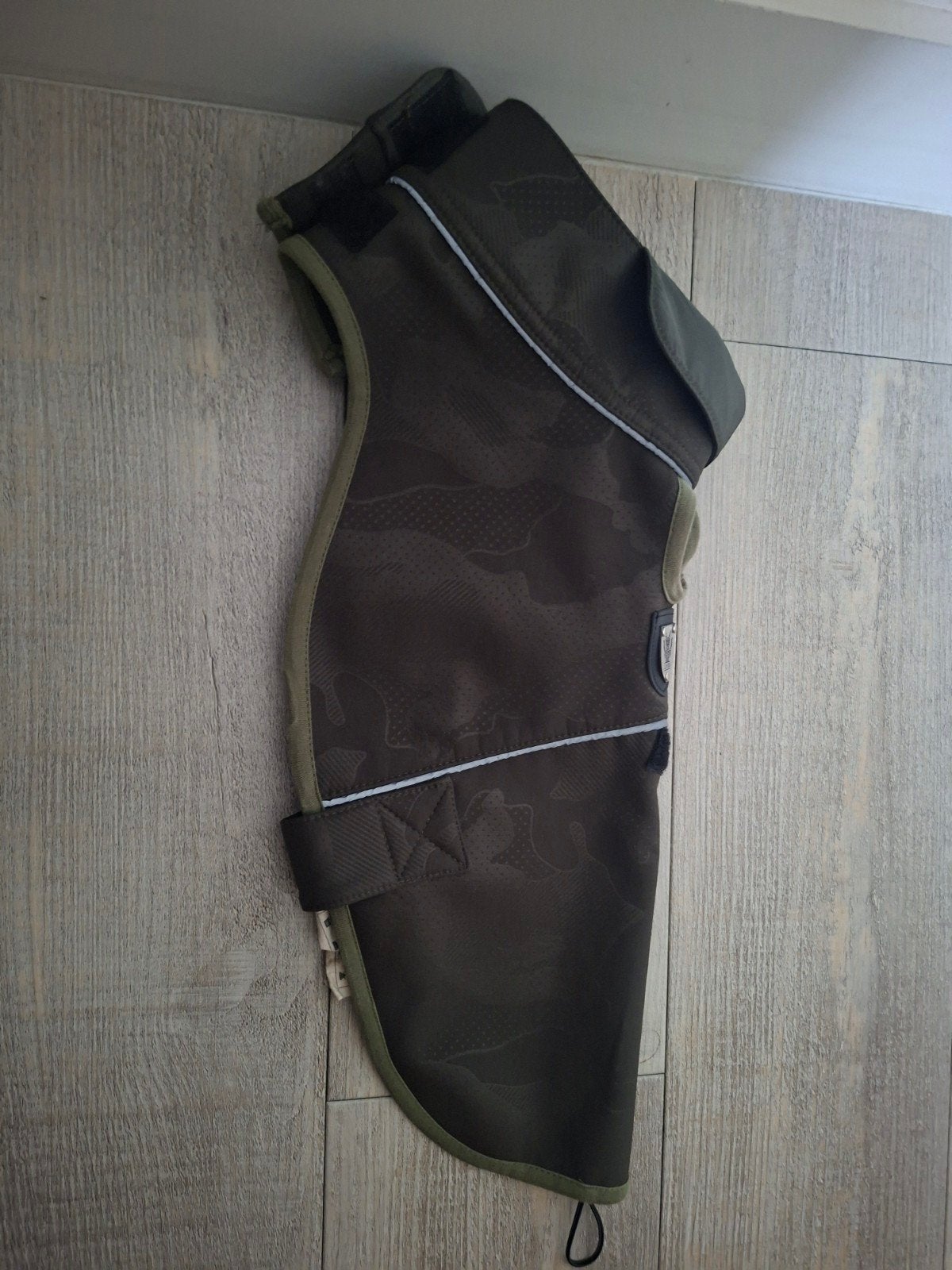 honden jasje dekje camuflage print Maat 2, Ophalen of Verzenden, Gebruikt