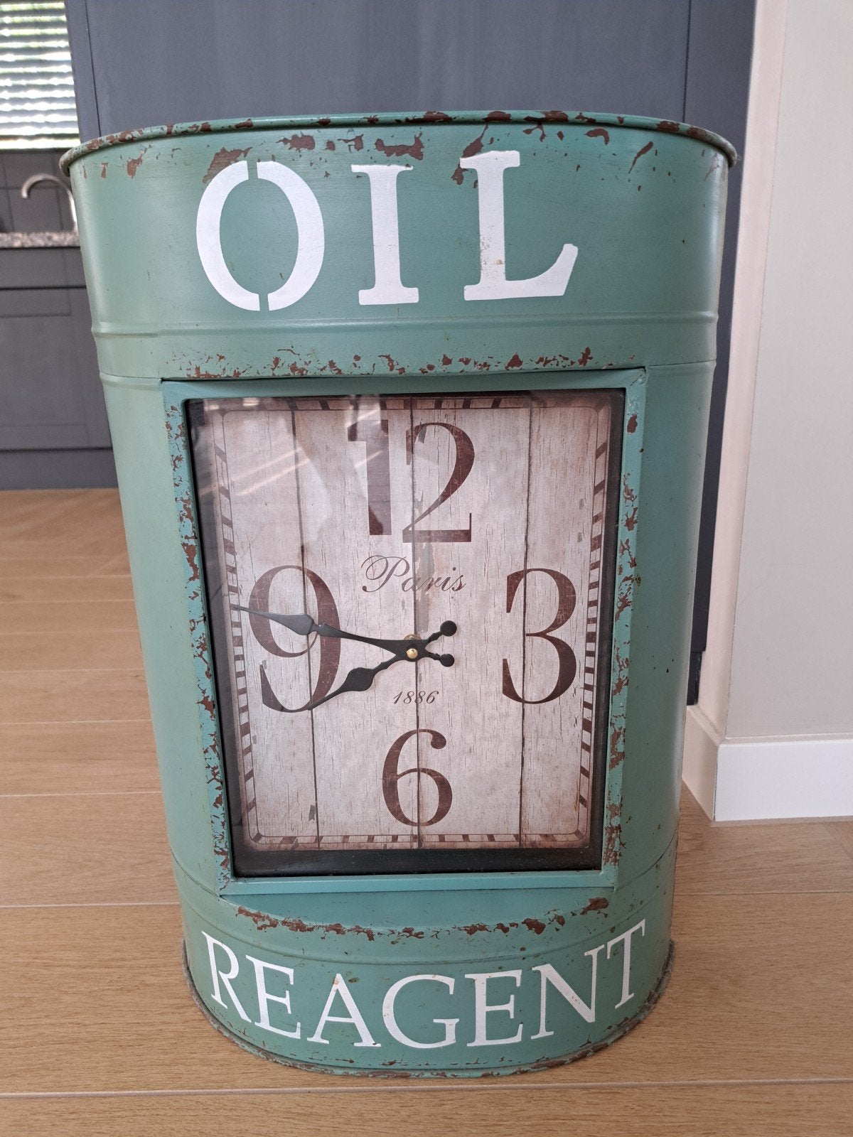 Vintage 'Oil Reagent' Klok - Uniek Decoratiestuk, Ophalen