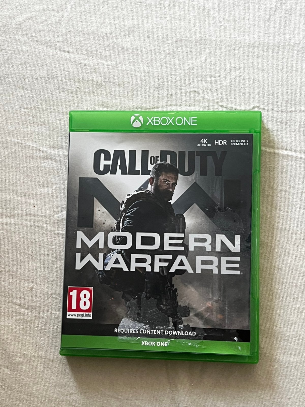 Call of Duty Modern warfare Xbox one, Shooter, Ophalen of Verzenden, Zo goed als nieuw, Eén computer