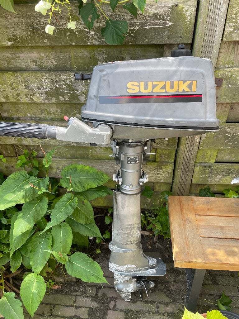 Buitenboordmotor Suzuki, Watersport en Boten, Ophalen, Gebruikt, Minder dan 5 pk, Buitenboordmotor