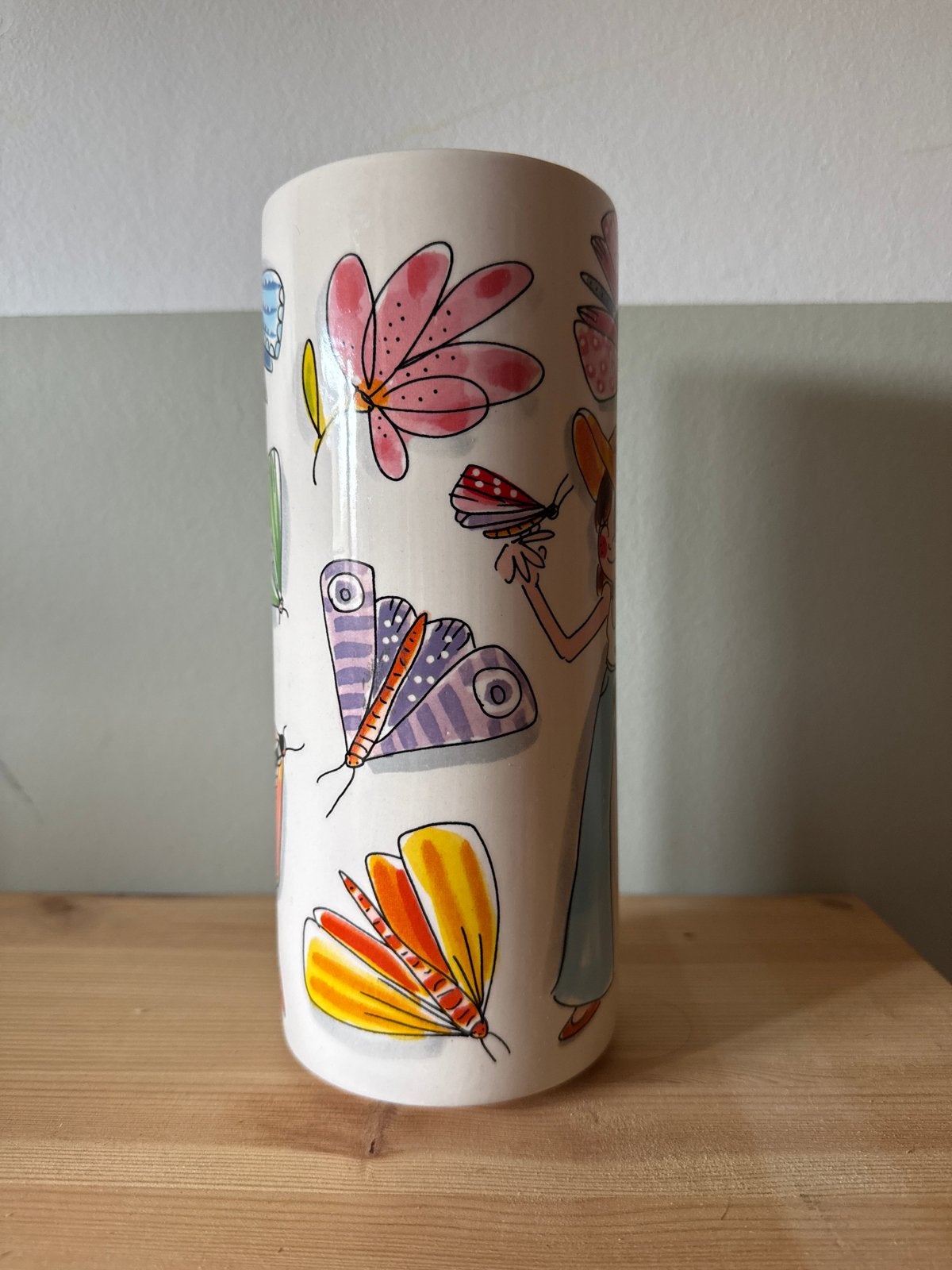 Blond Amsterdam Bloemenvaas - butterflies, Huis en Inrichting, Ophalen, Zo goed als nieuw, Meerkleurig, Steen/keramiek