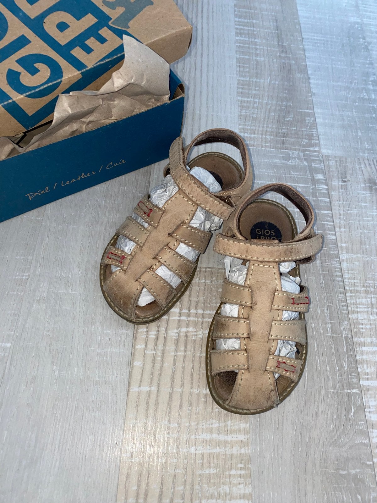 Gioseppo Kids sandalen maat 29 - één zooltje is beschadigd, Ophalen of Verzenden, Gebruikt, Jongen of Meisje