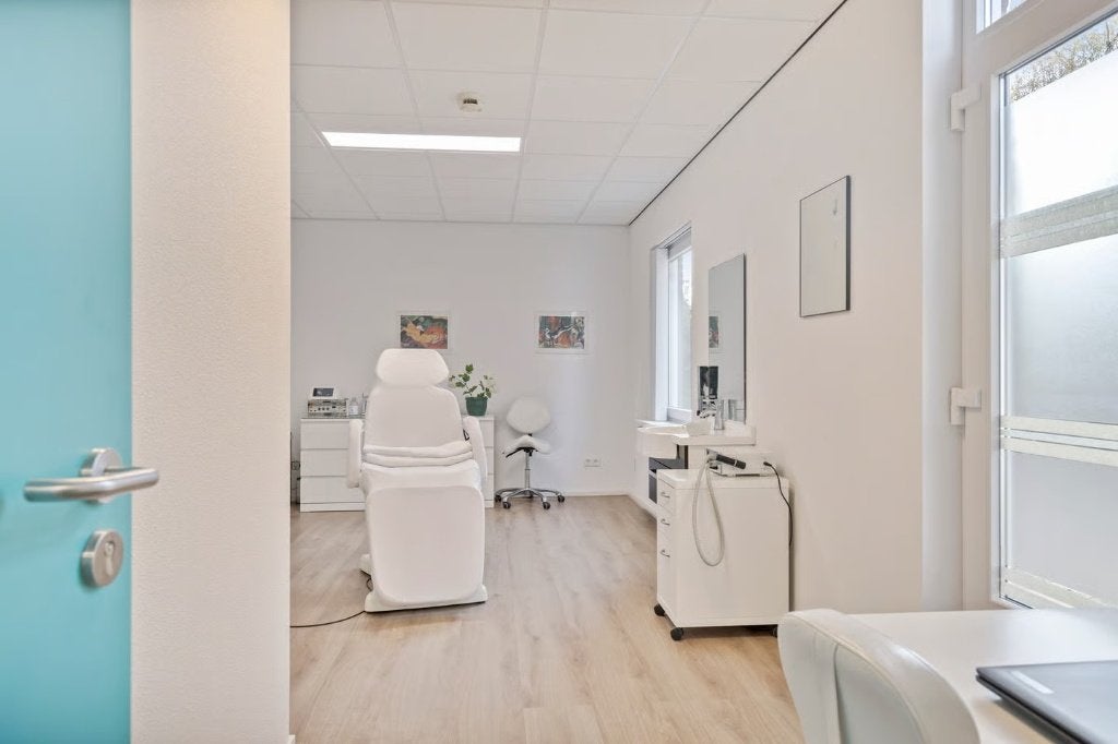 PROFESSIONELE BEHANDELRUIMTES TE HUUR – HEERLEN, Huur, Praktijkruimte