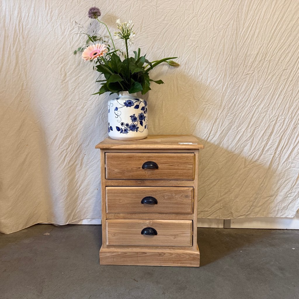 ladekastje massief teak - 3 lades - Gratis bezorgd, TTM Wonen, Meubels – (Perzische) Tapijten en Woonaccessoires, Taag 63, 2491 CS, Den Haag (Forepark)