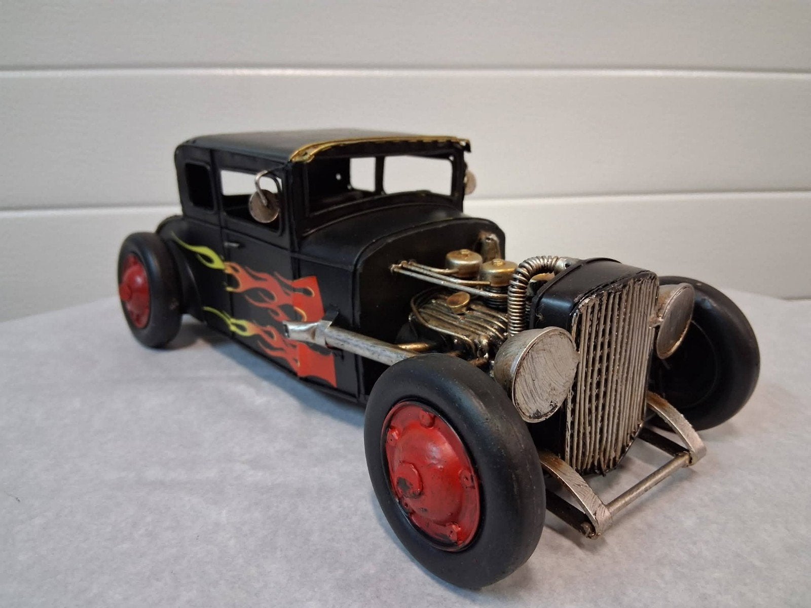 Hotrod van metaal, decoratie, Ophalen of Verzenden, Nieuw