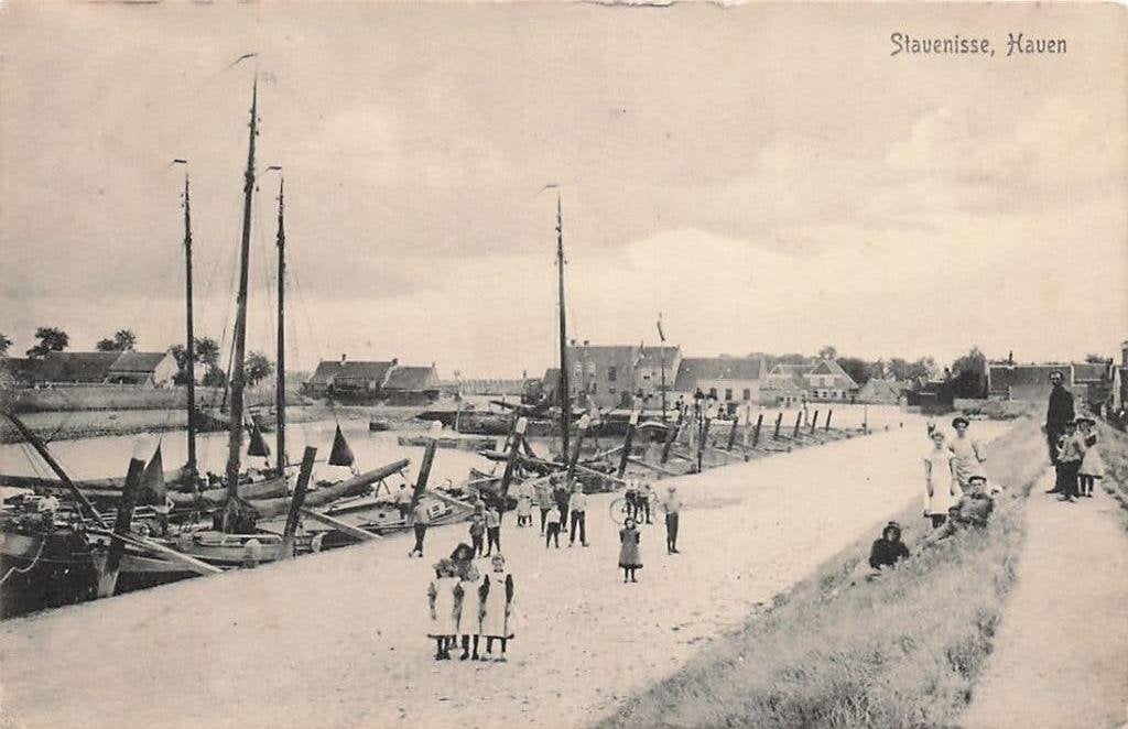JQ429 Stavenisse Haven ca 1920, Ophalen of Verzenden, Voor 1920, Gelopen, Zeeland