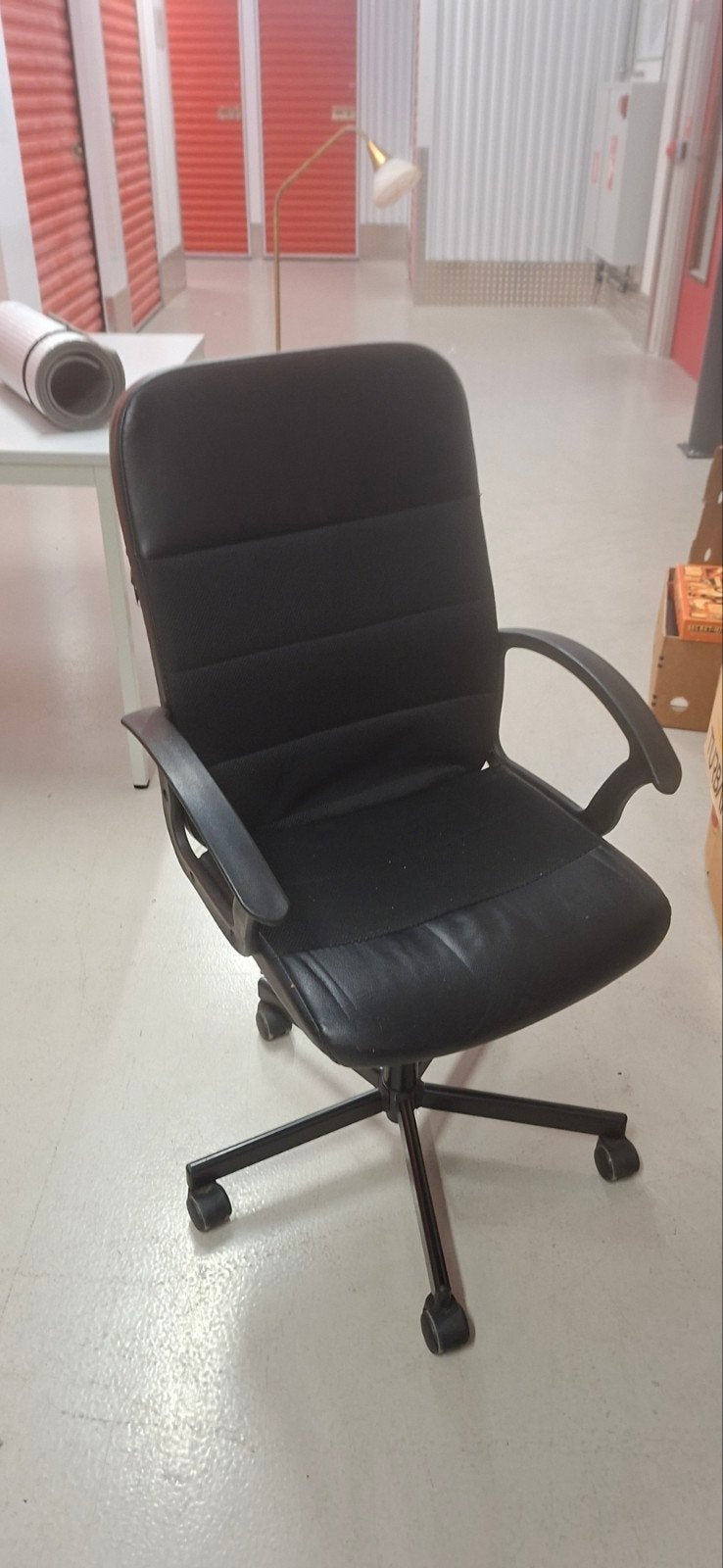 Bureaustoel, zwart, ergonomische zitting, Ophalen, Gebruikt, Zwart