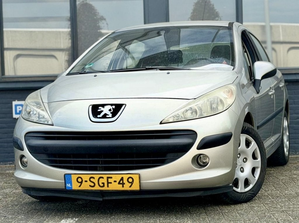 Peugeot 207 1.4-16V XR |Airco |Nieuwe APK |CruiseC, Auto's, Peugeot, Voorwielaandrijving, Stof, 4 cilinders, 49 €/maand
