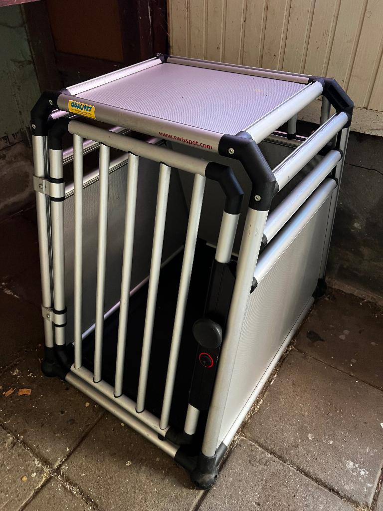 Swisspet / Qualipet aluminium hondenbench & transportbox, Ophalen, Zo goed als nieuw