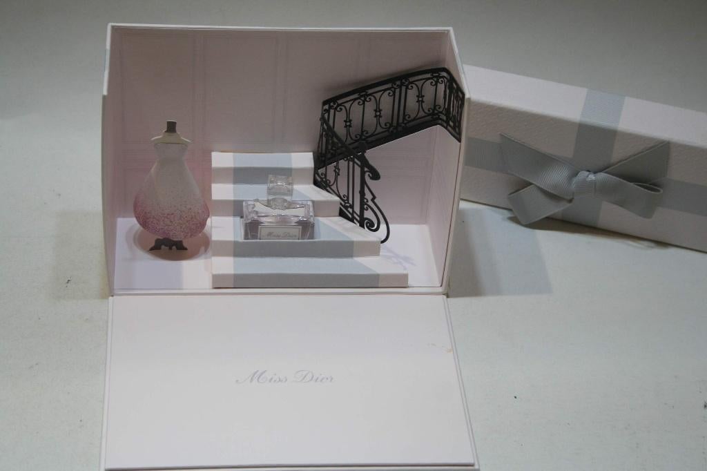 Diorama Dior, Miss Dior Blooming Bouquet,5 ml EdT Nieuw, OVP, Verzenden, Nieuw, Miniatuur, Gevuld