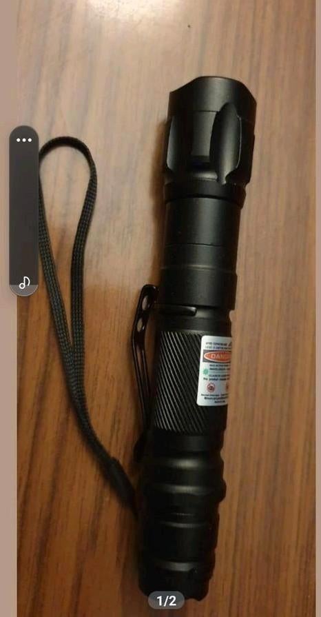 Sterke groene laserlamp met oplader en opzetstukje, Ophalen of Verzenden, Nieuw, Laser, Kleur