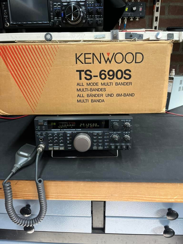 Kenwood ts690 &50 mhz, Telecommunicatie, Zenders en Ontvangers, Ophalen of Verzenden, Zo goed als nieuw