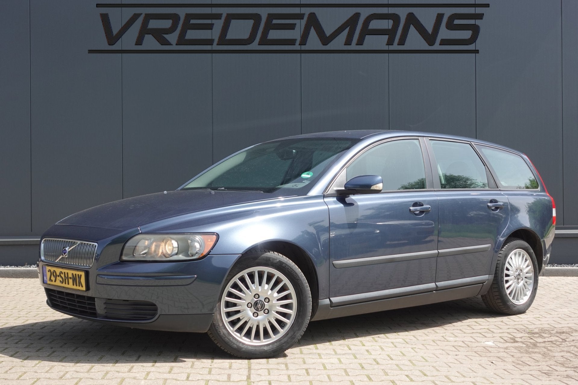 Volvo V50 2.4 Kinetic, Auto's, Volvo, Stof, Gebruikt, 700 kg, Blauw