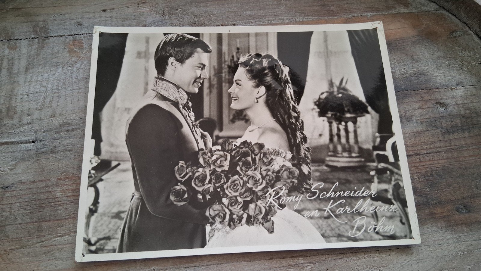 Zeldzame A4 foto Romy Schneider en Karlheinz Böhm, Verzamelen, Foto, Ophalen of Verzenden, Zo goed als nieuw, 1940 tot 1960