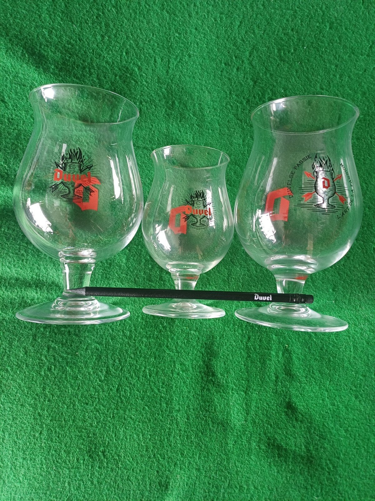 3 Duvel bierglazen en Duvel potlood 2x50cl en 1x16.5 cl, Ophalen of Verzenden, Glas of Glazen, Duvel