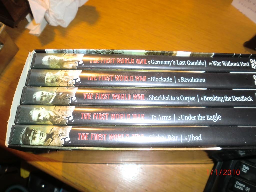 DVD serie eerste wereldoorlog en 2 van Nederlandse politiek, Vanaf 12 jaar, Ophalen of Verzenden, Zo goed als nieuw, Overige genres