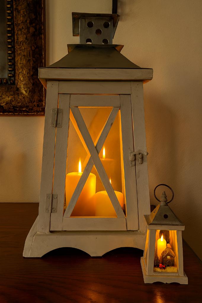 Grote houten lantaarn / windlicht wit (hoogte 48 cm), Huis en Inrichting, Ophalen, 25 tot 50 cm, Wit, Kandelaar