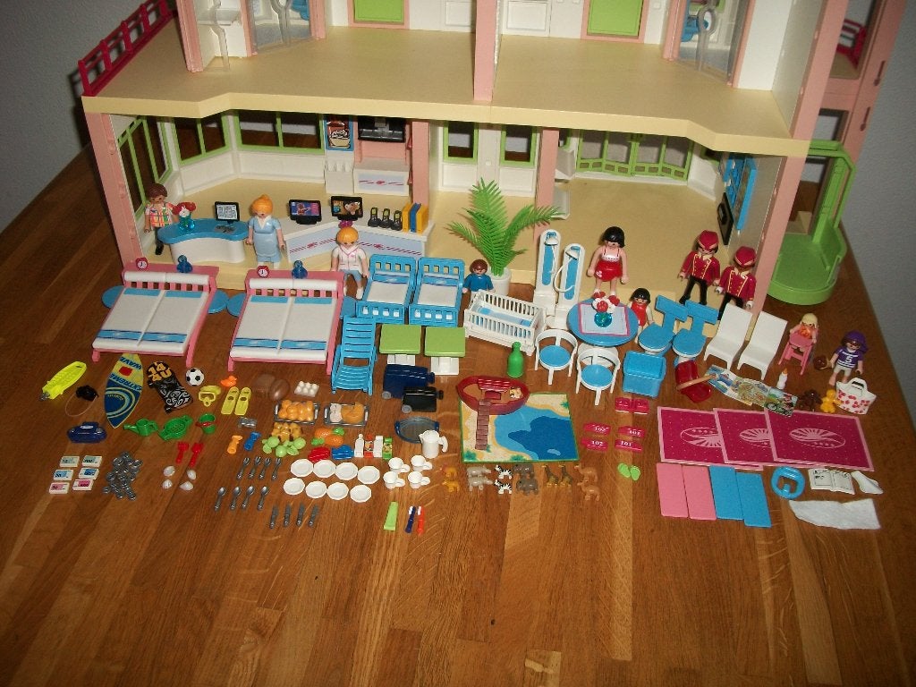 5265 hotel (1) met veel accessoires, Kinderen en Baby's, Speelgoed | Playmobil, Complete set, Zo goed als nieuw, Family fun, Ophalen of Verzenden
