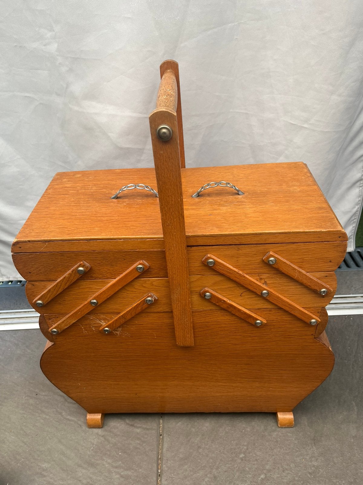 Vintage houten naaidoos kastje jaren 50/60, Ophalen