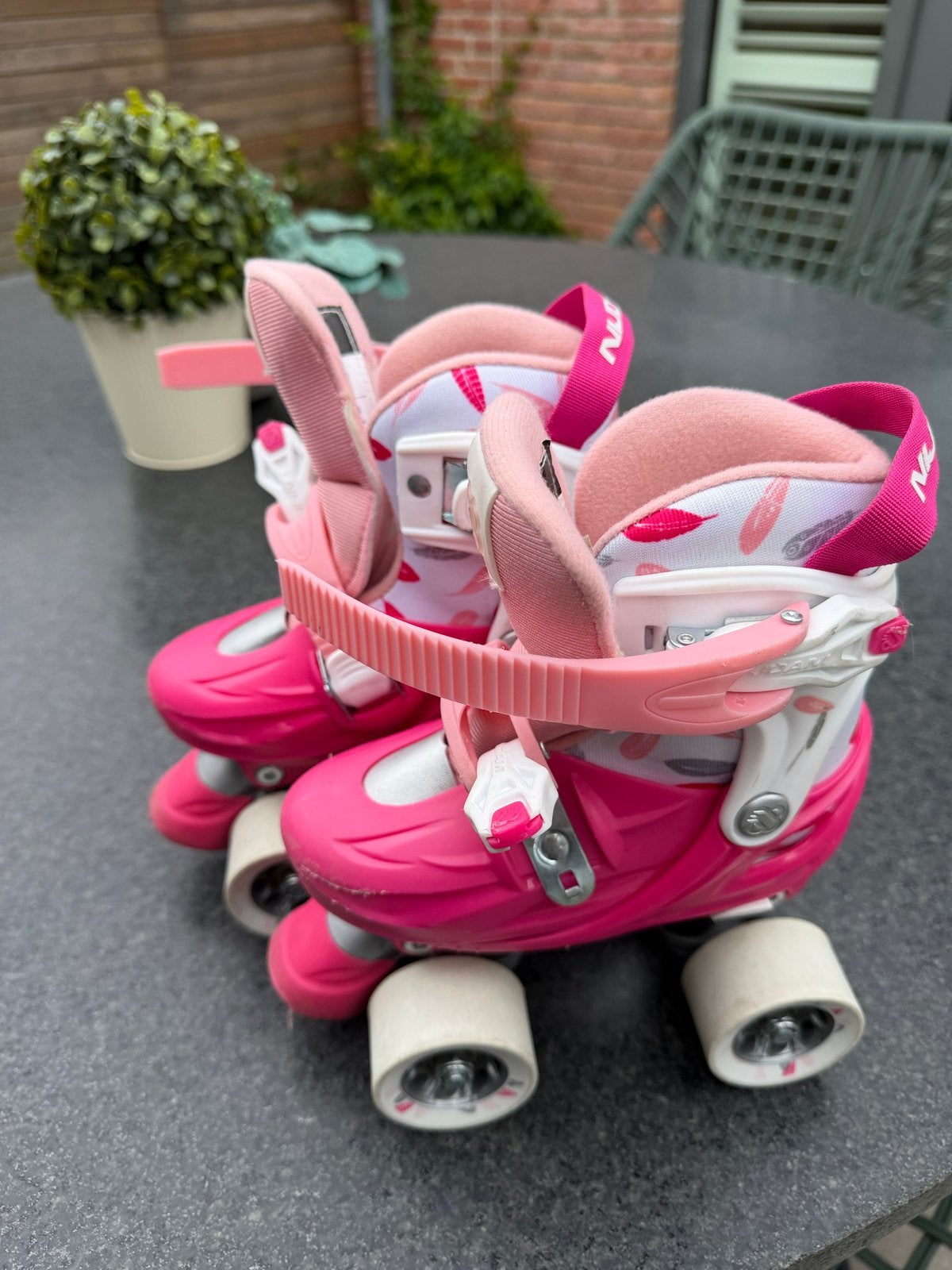 Roze rolschaatsen voor kinderen, maat 25-28, Kinderen en Baby's, Speelgoed | Buiten | Rolschaatsen, Ophalen, Verstelbaar, Gebruikt