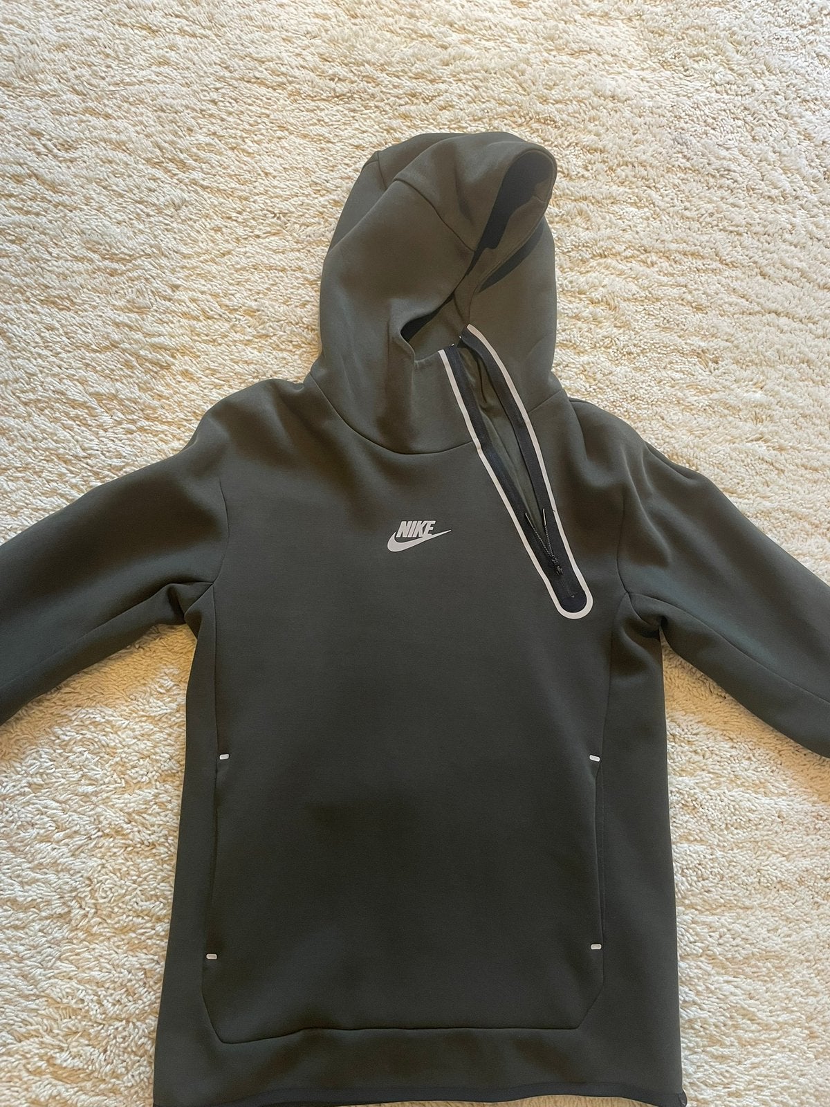 Nike Tech Fleece hoodie mt XS/S, Ophalen of Verzenden, Zo goed als nieuw, Maat 46 (S) of kleiner, Groen