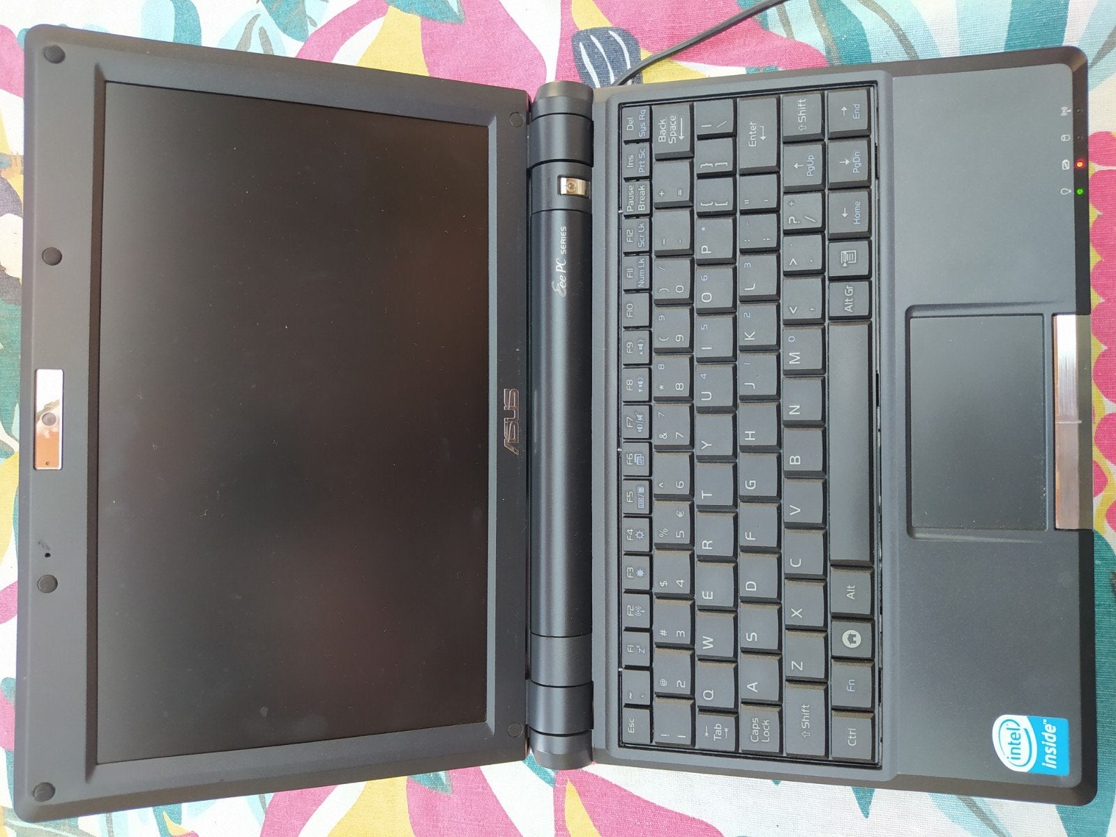 EeePc 900, Ophalen, 10 inch, Bescherming voor- en achterkant