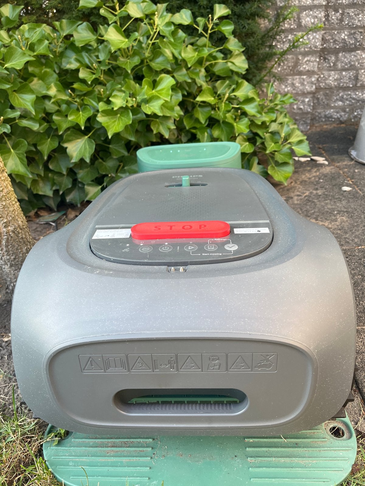 Philips RSL 3000/10 robot grasmaaier - 1000m2, Ophalen of Verzenden, Nieuw, Minder dan 20 cm, Met regensensor