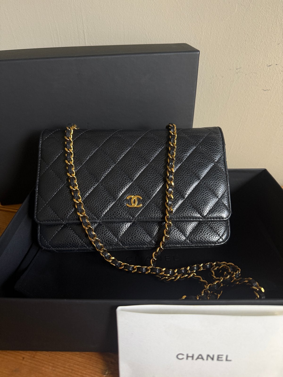 Chanel Wallet on Chain (WOC) Zwart Kaviaar Leer, Sieraden, Tassen en Uiterlijk, Ophalen of Verzenden, Zo goed als nieuw, Zwart
