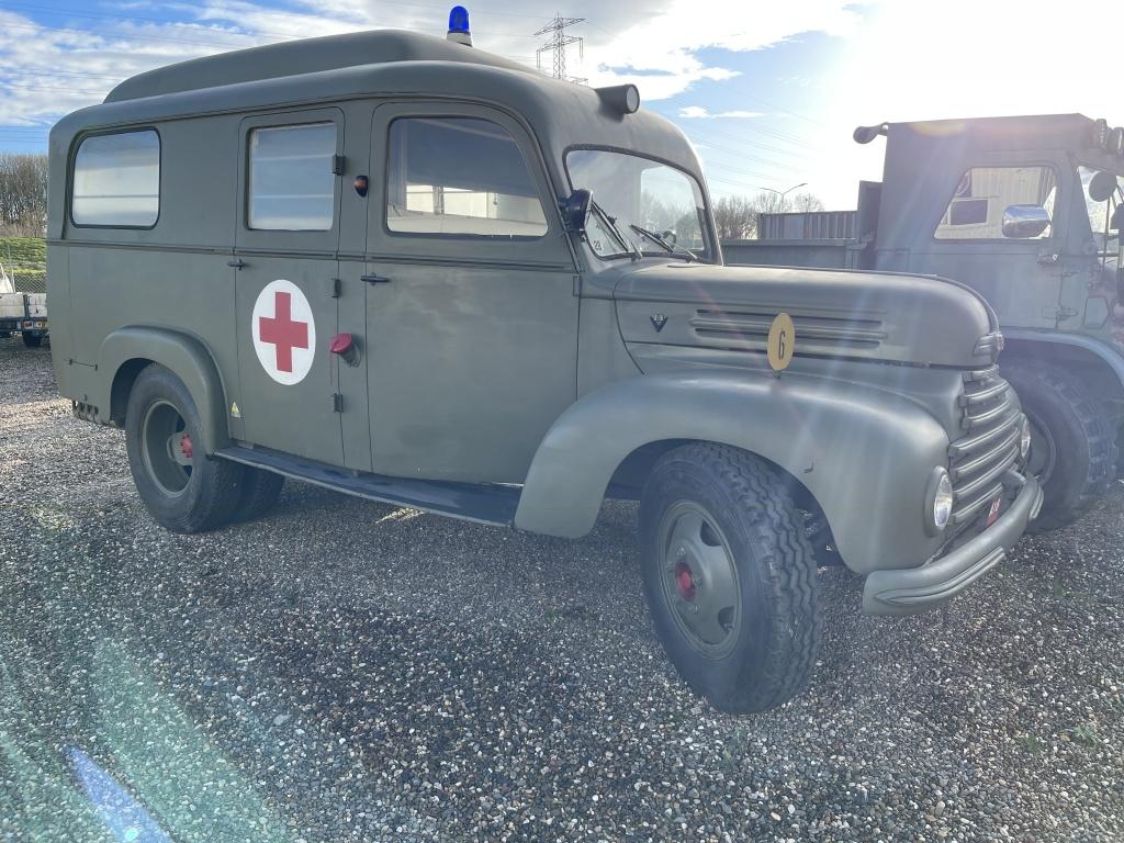 Ford Keulen Ambulance*UNIEK*V8*3715 km ! (bj 1952), 5000 cc, 8 cilinders, Bedrijf, Handgeschakeld