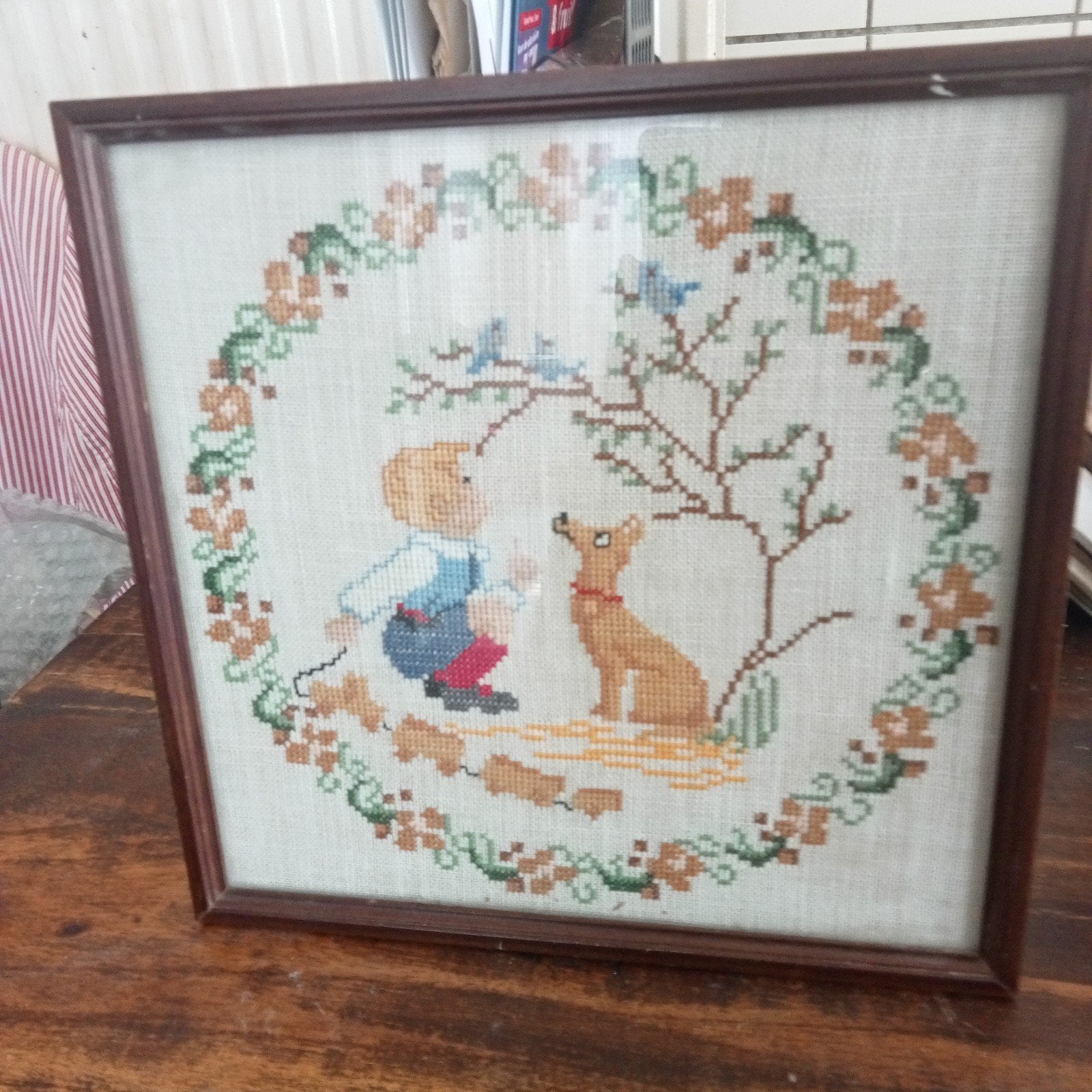 Borduur schilderij jongen met hond 26x26 cm, Ophalen of Verzenden, Zo goed als nieuw, Handborduren, Overige typen