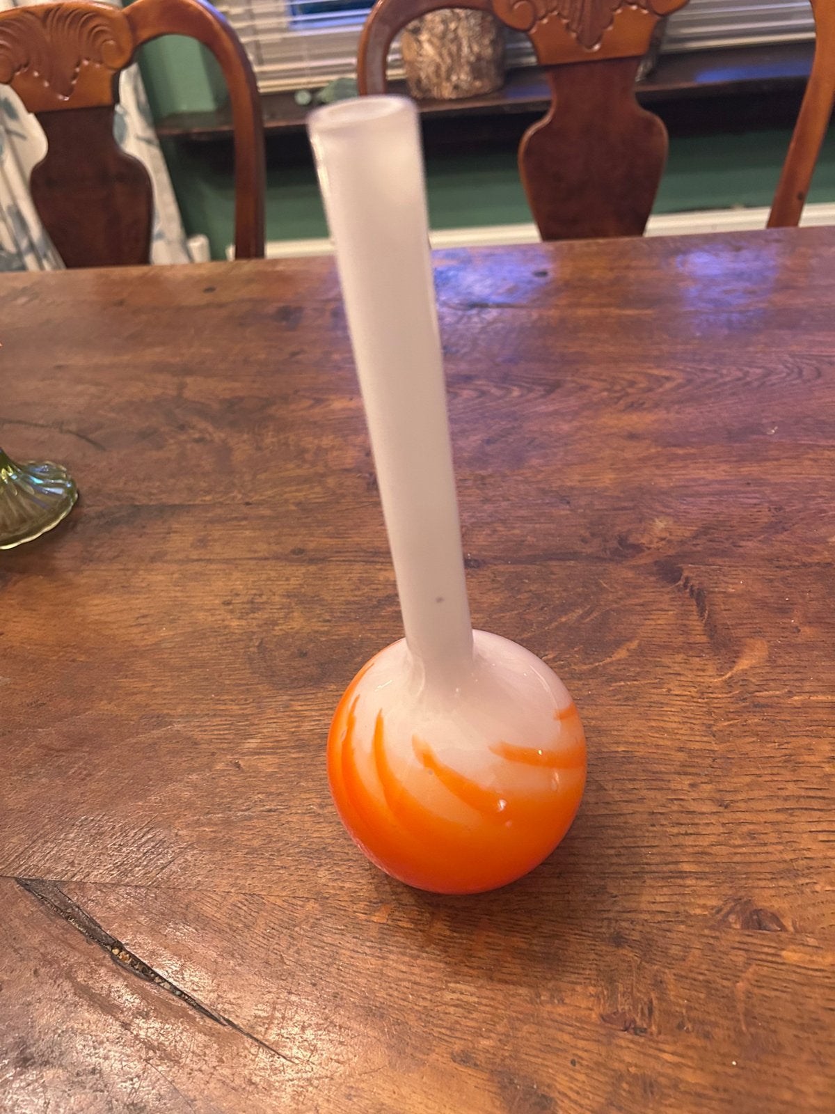 Unieke glazen vaas met oranje en witte swirl, Ophalen of Verzenden