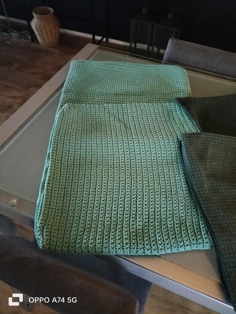 IKEA Kussenhoezen: 2x mintgroen, 2x donkergroen (50x50 cm), Huis en Inrichting, Woonaccessoires | Kussens, Ophalen of Verzenden