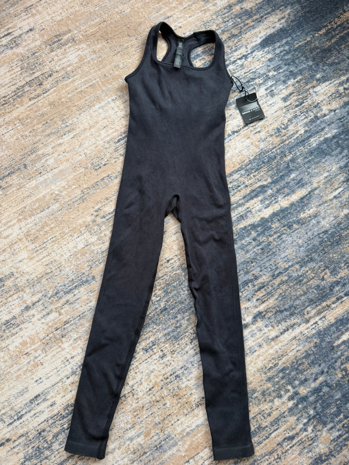 Savage X Fenty Seamless Rib Sport Jumpsuit | Washed Black S, Ophalen of Verzenden, Zwart, Overige typen