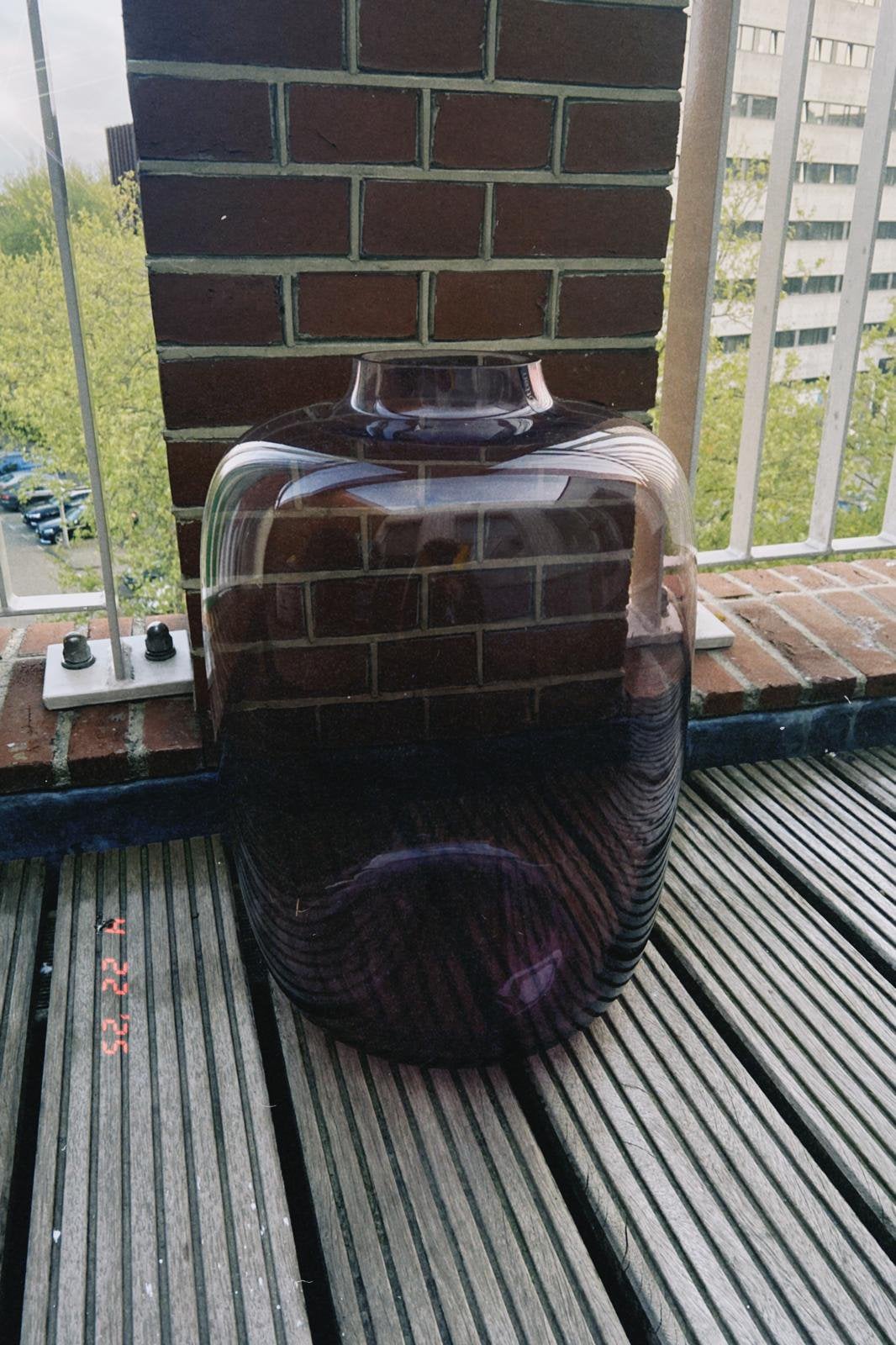 Vaas, Huis en Inrichting, Woonaccessoires | Vazen, Ophalen of Verzenden, Paars, 45 cm, Glas