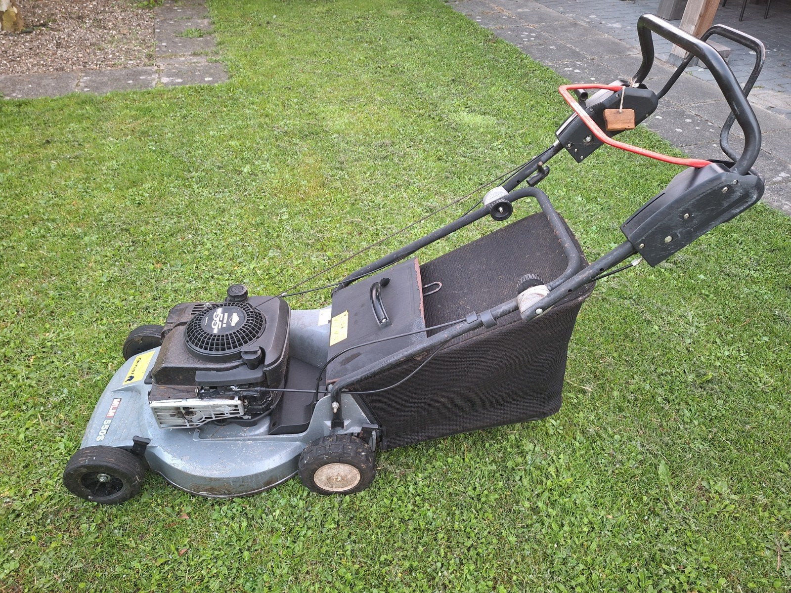 Zelfrijdende grasmaaier met 50 cm maaibreedte, Cirkelmaaier, Gebruikt, Briggs & Stratton, Ophalen of Verzenden