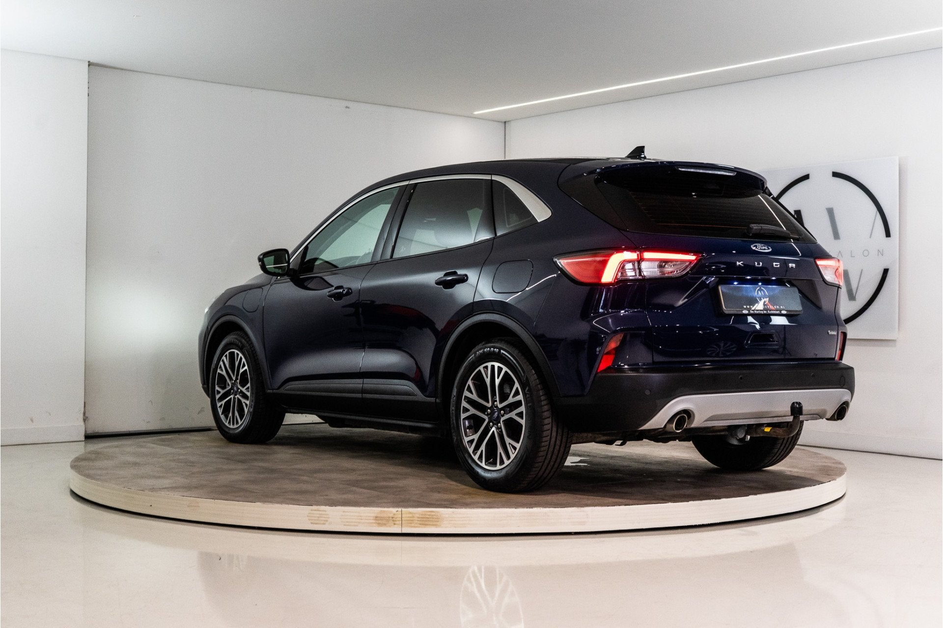Ford Kuga 2.5 PHEV Titanium 225PK | LED | Trekhaak | Keyless, Auto's, Stof, Gebruikt, 4 cilinders, Blauw