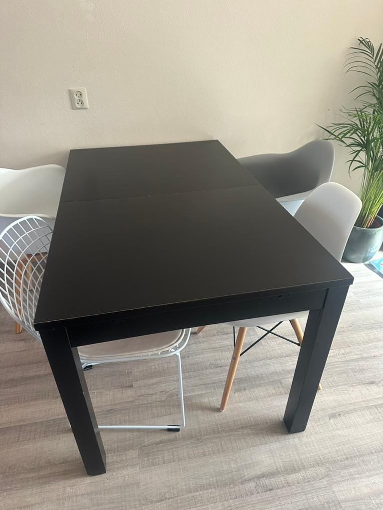 GRATIS Ikea bjursta uitschuifbare eettafel 140 x 84 cm, Huis en Inrichting, Tafels | Eettafels, Gebruikt, 50 tot 100 cm, 100 tot 150 cm